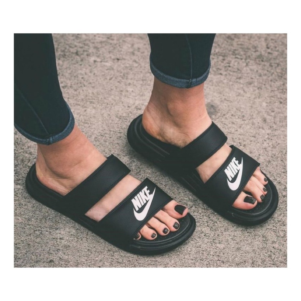 Nike 2 strap slides